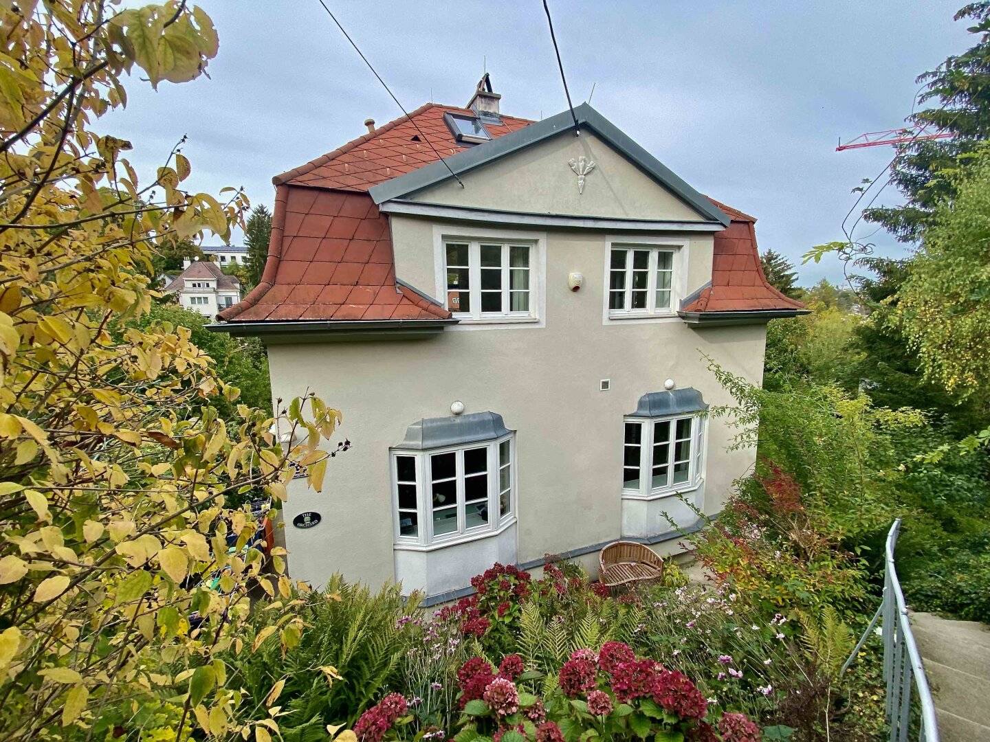 Neuwaldegg – Familiensitz mit Privatsphäre, Garten und Pool