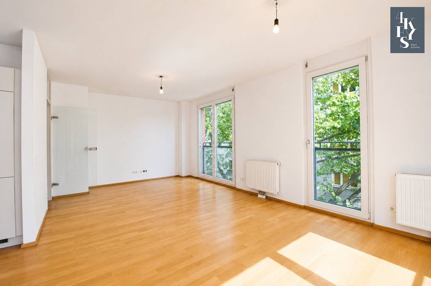 Southwest loggia and lots of light: 2-room apartment in Alsergrund