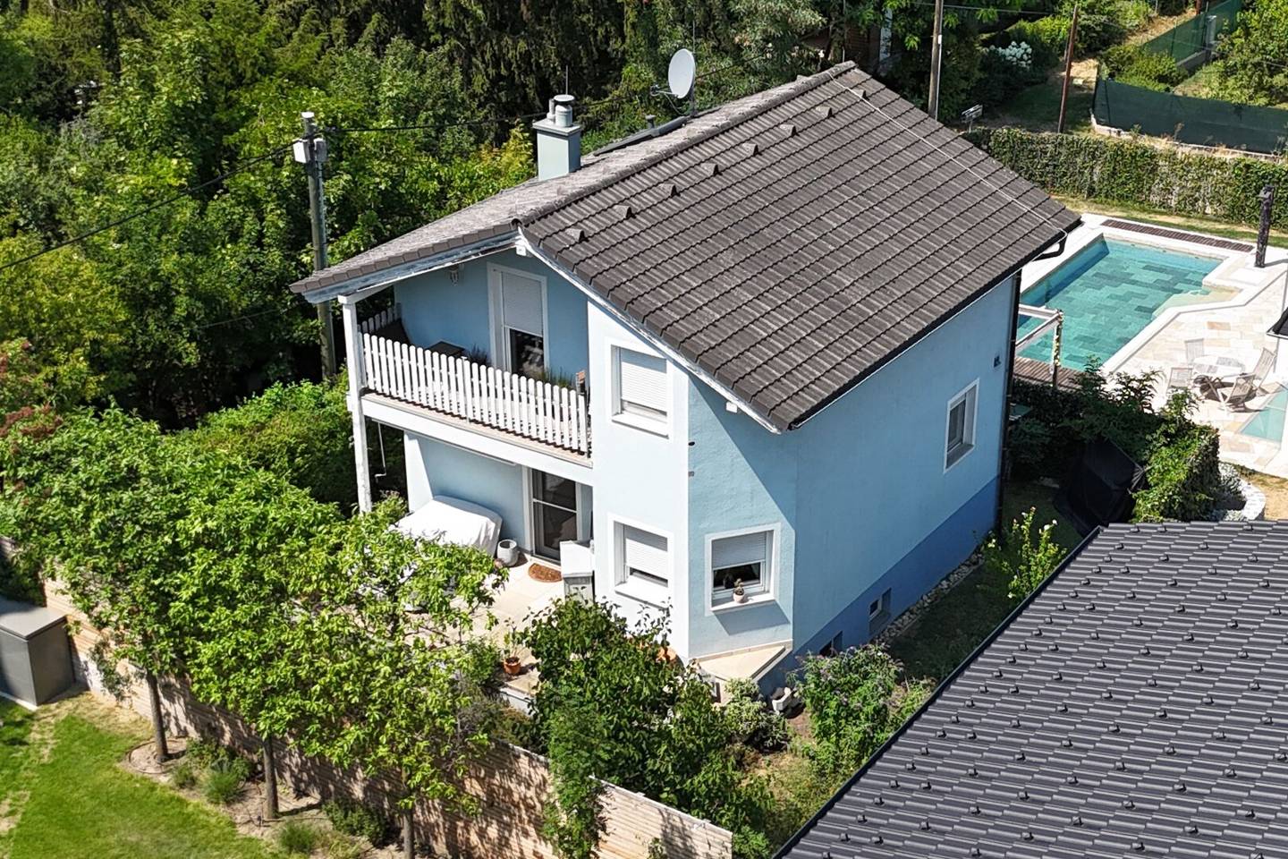 Wohnen im 13. Bezirk – Praktisch geschnittenes Einfamilienhaus in ruhiger Wohnsiedlung
