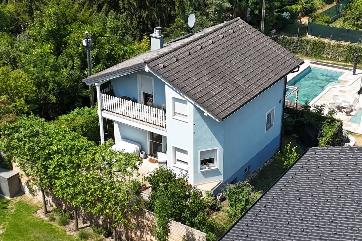 Wohnen im 13. Bezirk – Praktisch geschnittenes Einfamilienhaus in ruhiger Wohnsiedlung