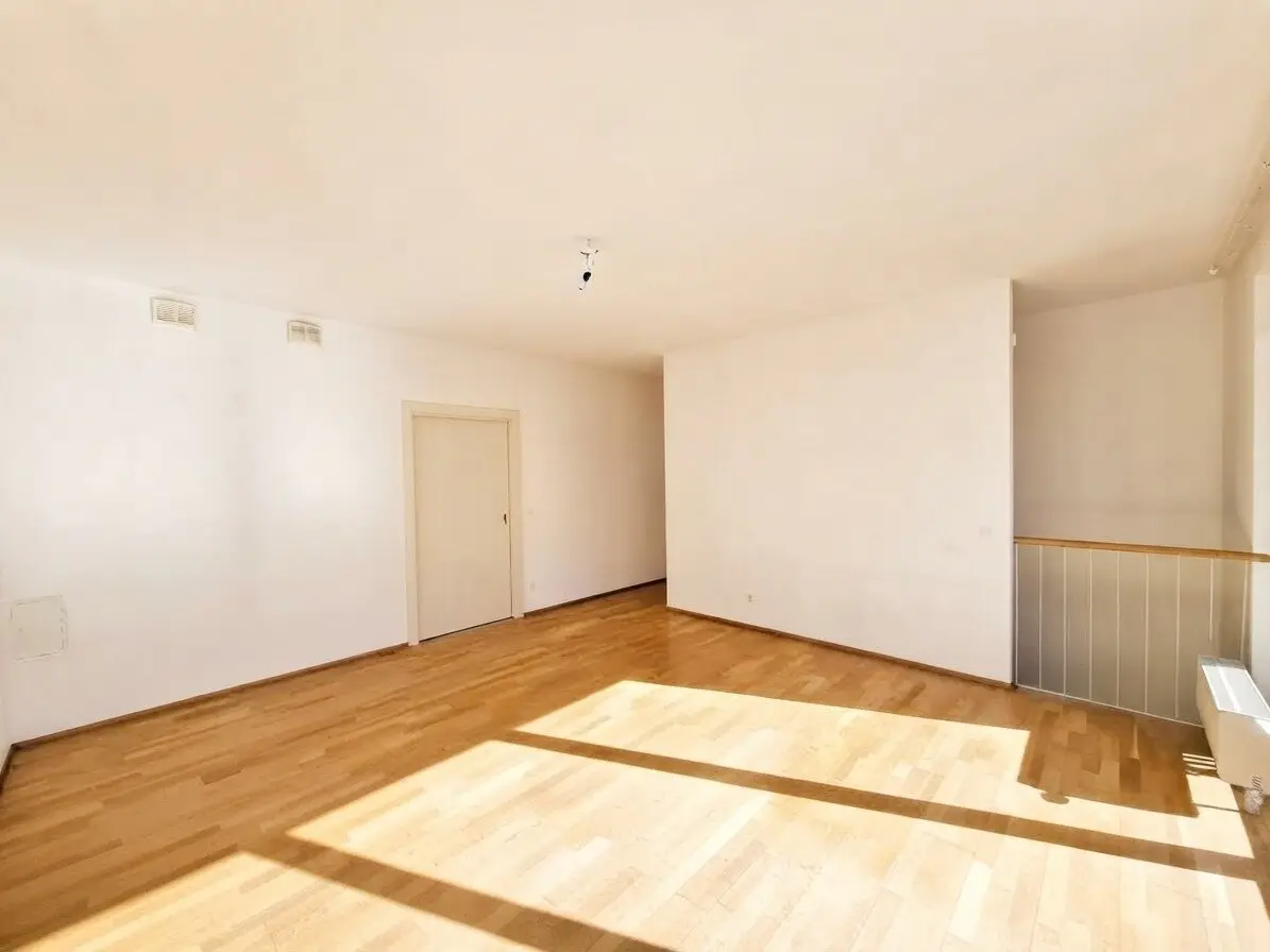 Familienfreundliches Wohnen in Stephanshart – 3-Zimmer-Maisonette mit Balkon