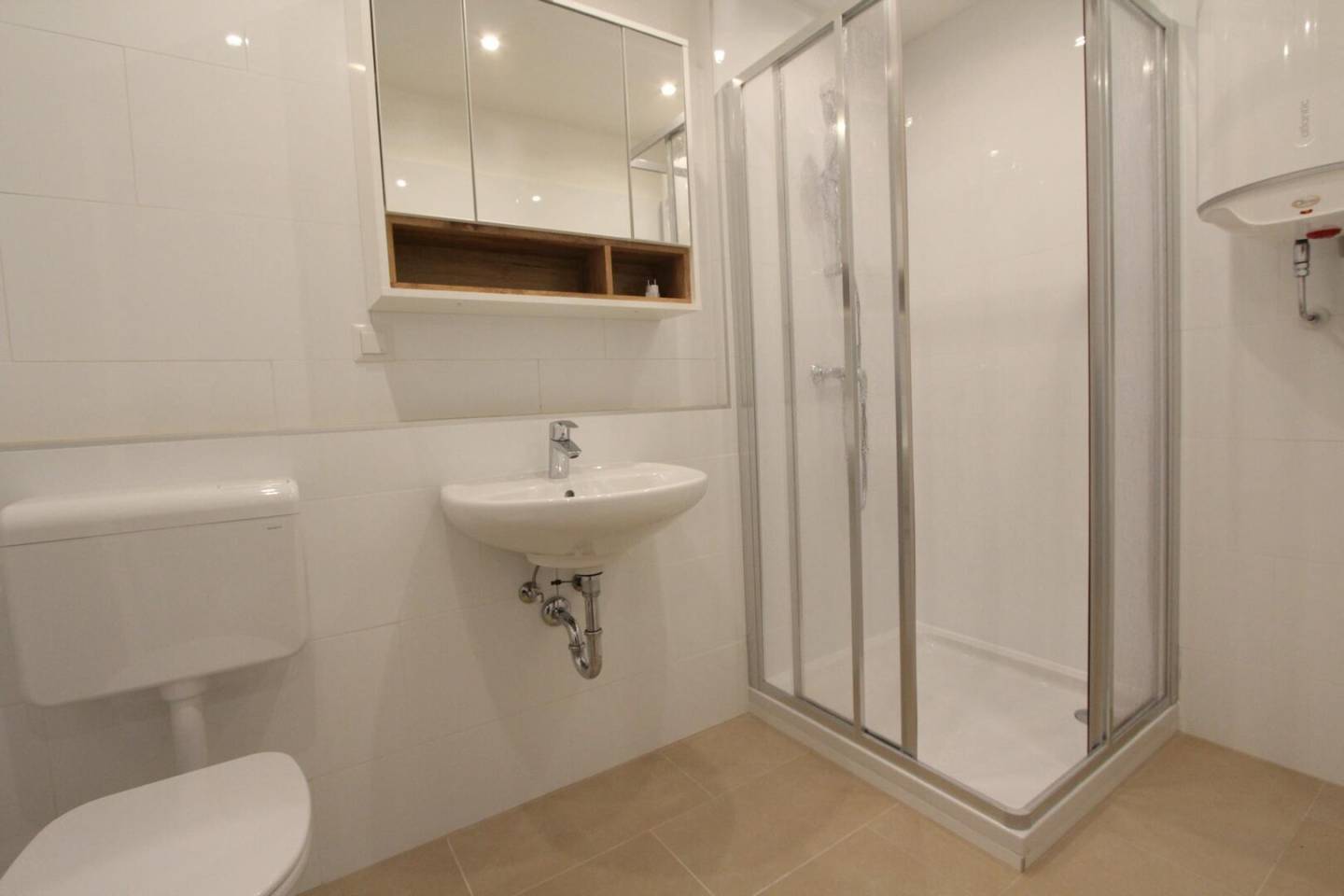 Nice 2-room apartment in the 12th district