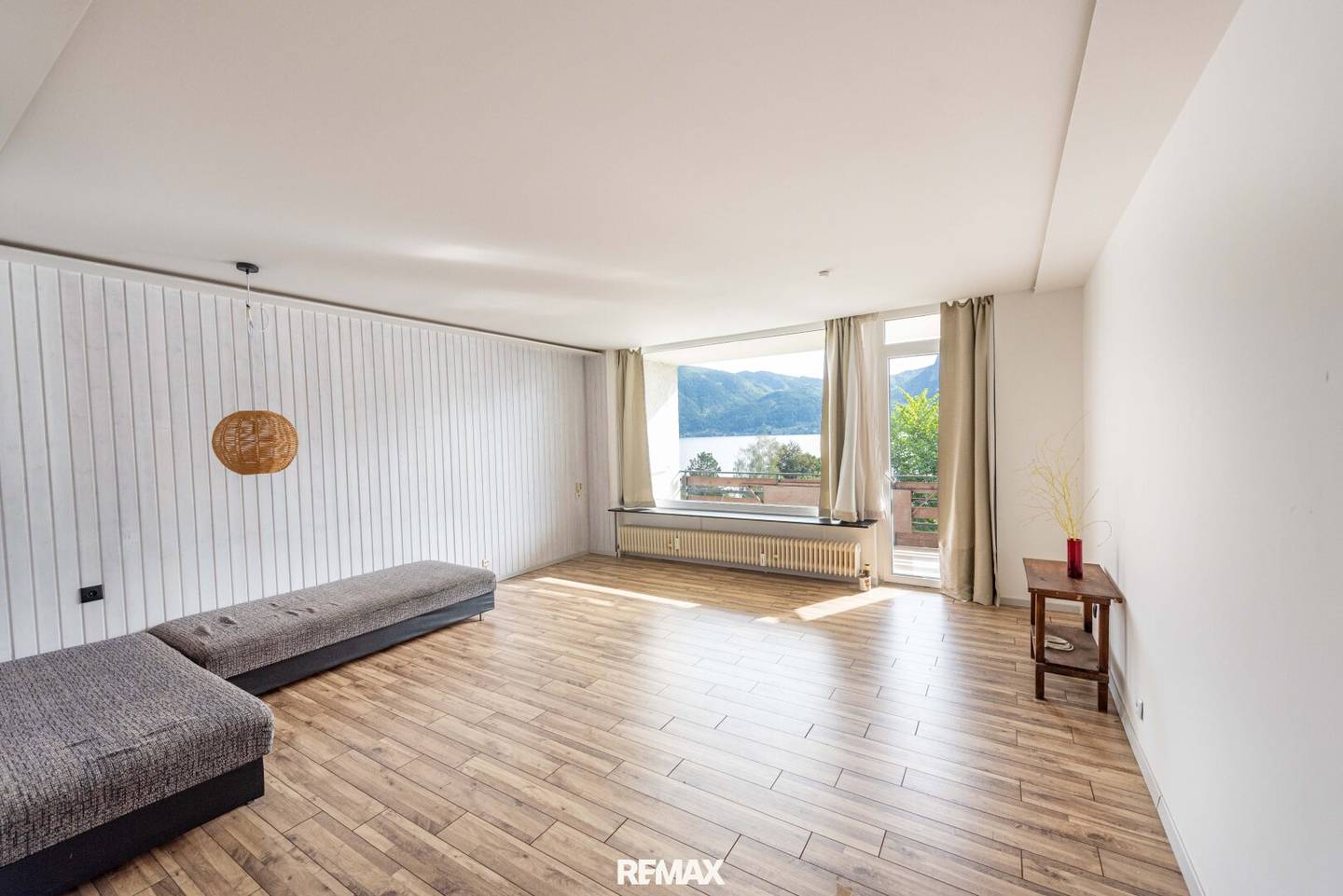 Your second residence at the Traunsee: Charming apartment with lake view