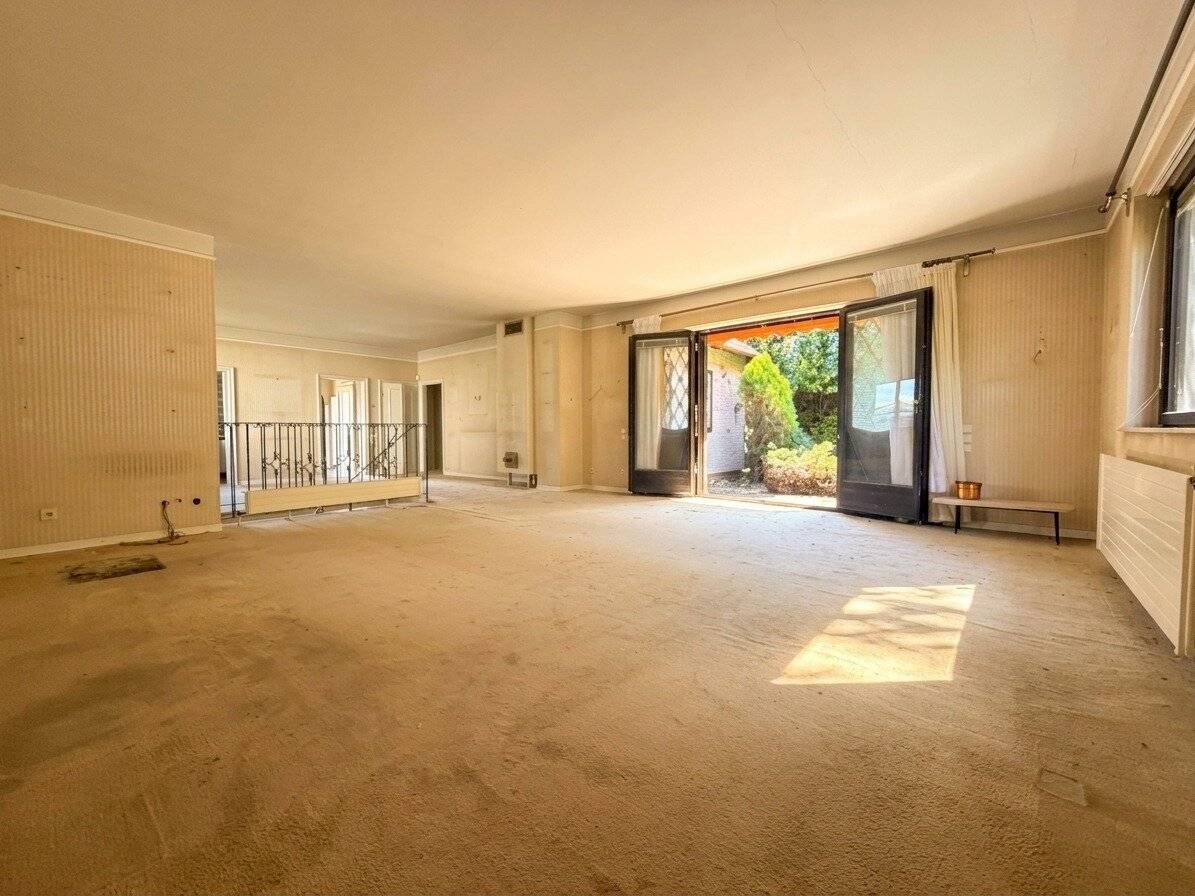 Ansprechendes Grundstück in Perchtoldsdorf, Haus mit Wienblick-Potential