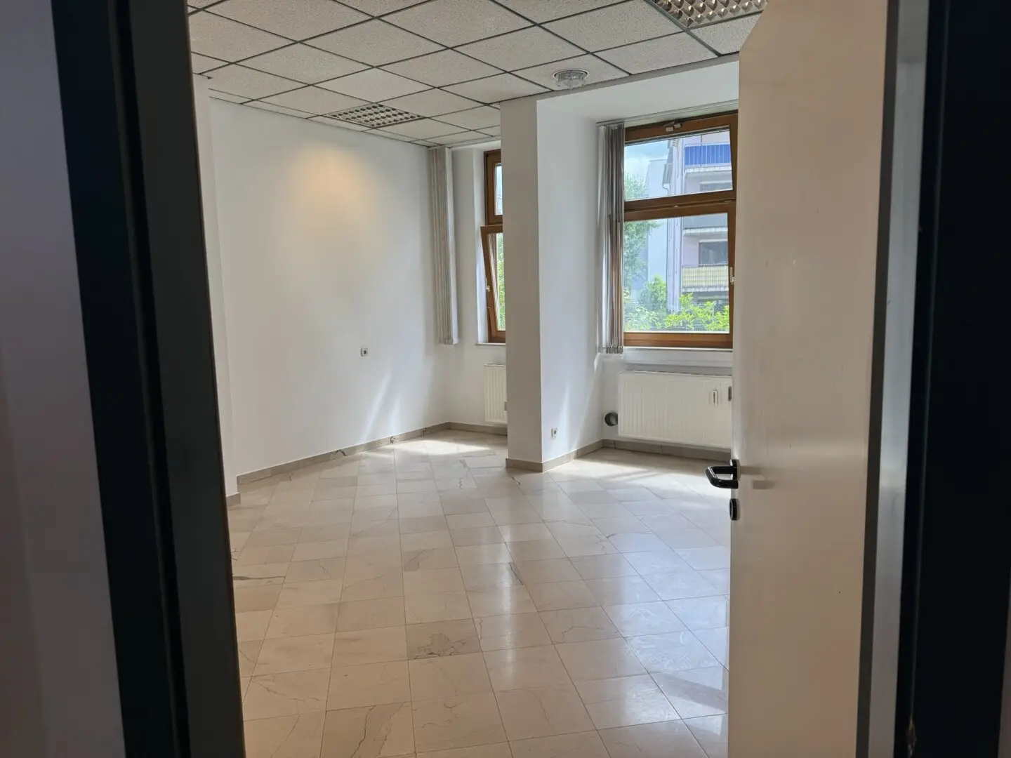 Spacious office with city view in Graz, 123 m², 4 rooms