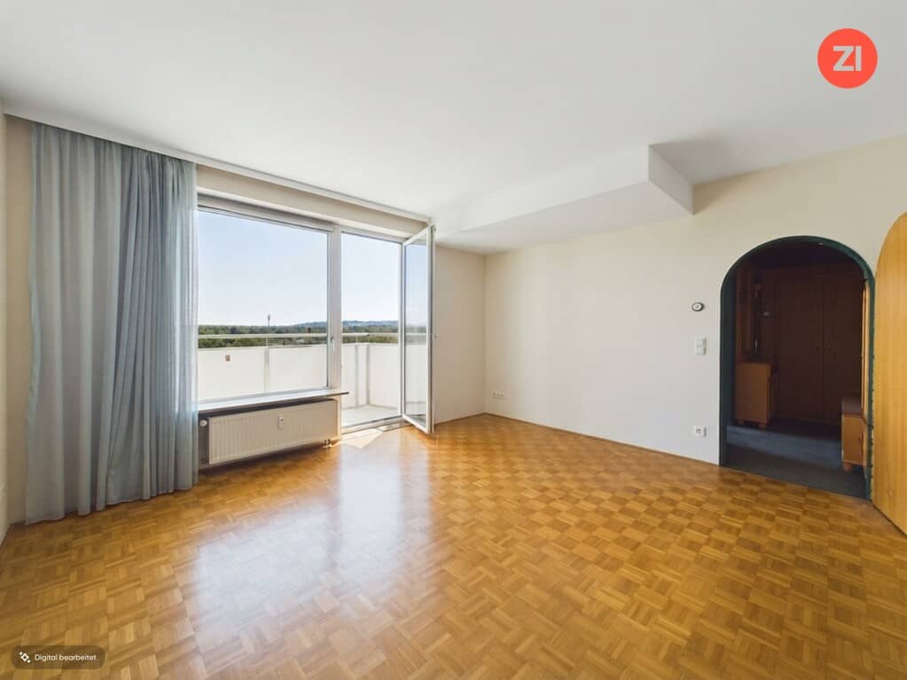 Helle Wohnung mit Weitblick und Balkon