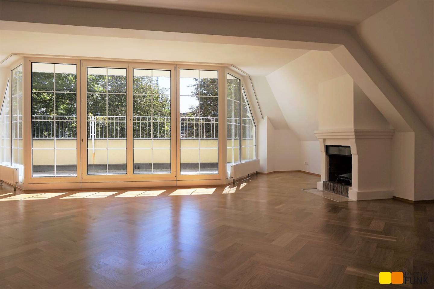 Exclusive Attic Maisonette in Döbling