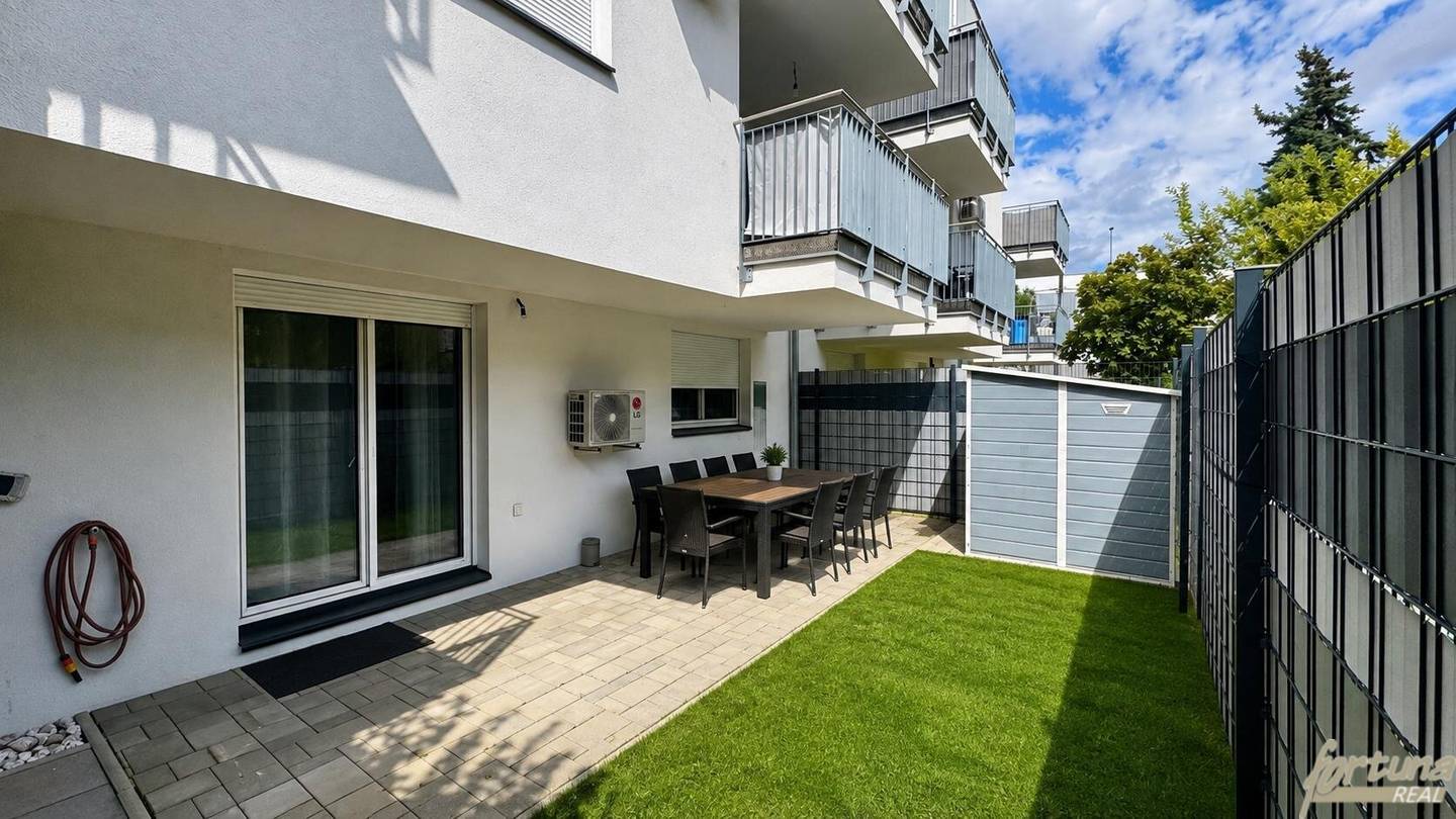 NEW PRICE! 2-room garden apartment directly at the U1 Station Leopoldau