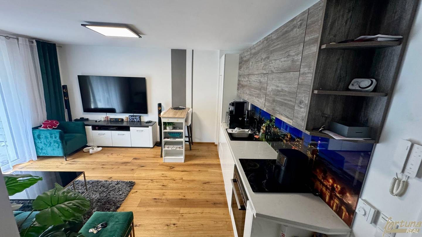 NEW PRICE! 2-room garden apartment directly at the U1 Station Leopoldau