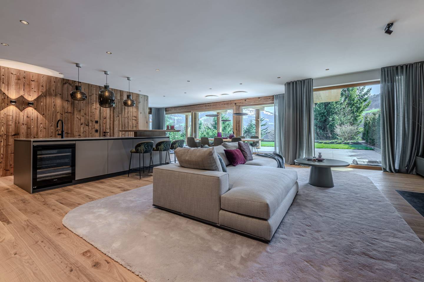 Ground floor apartment with terrace and sauna