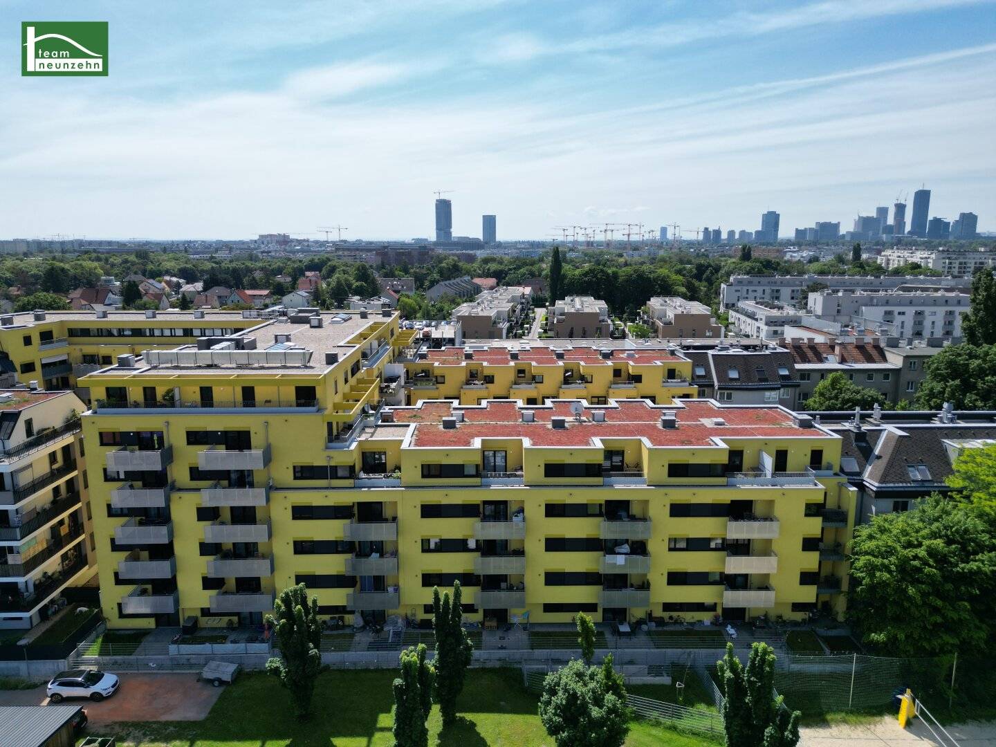 LEO 131 high-quality new build apartments with connection to U6, S-Bahn and U1 with included kitchen