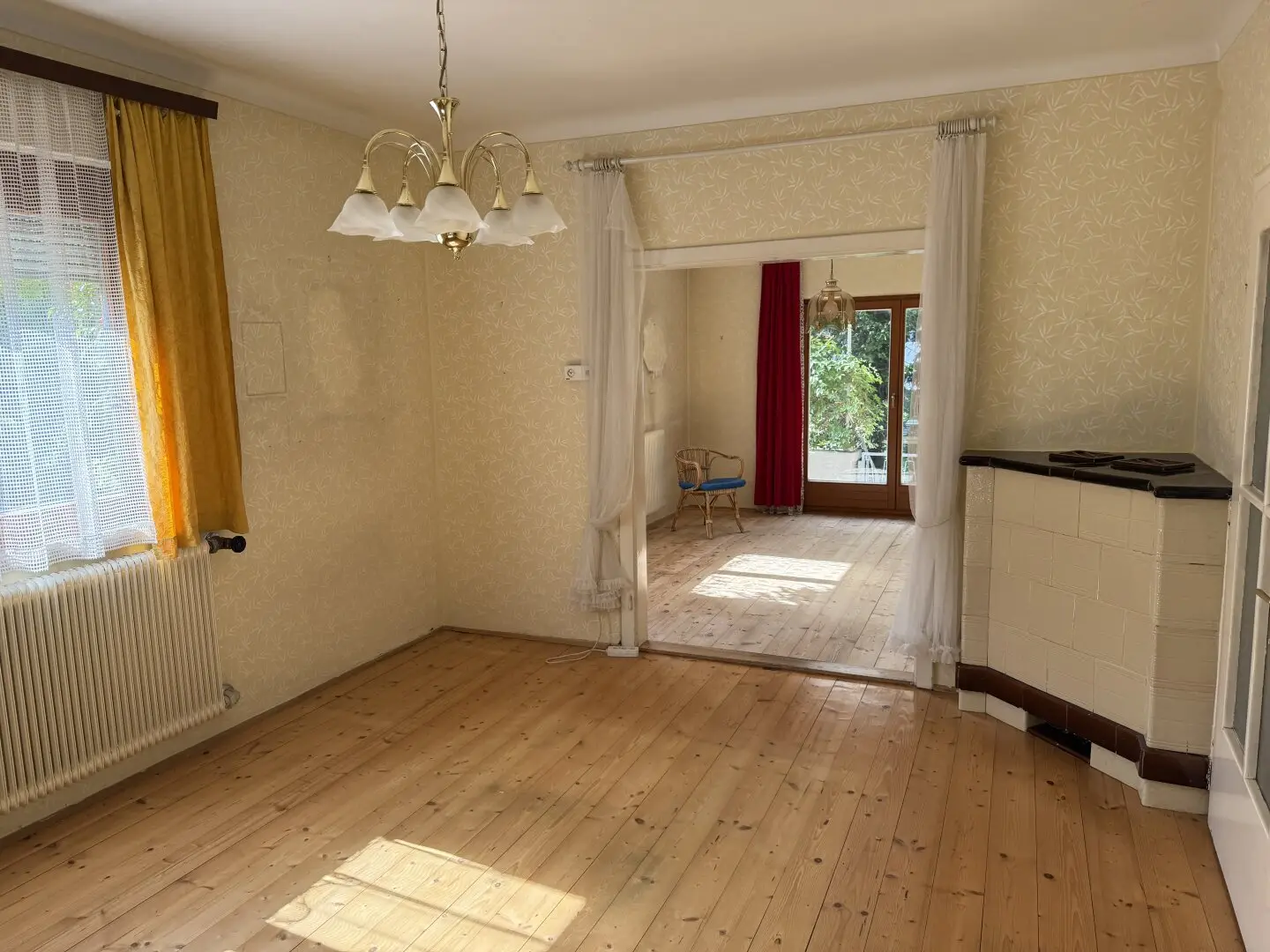Wohnhaus mit großem Baugrundstück im Zentrum von Mattersburg – viel Potenzial