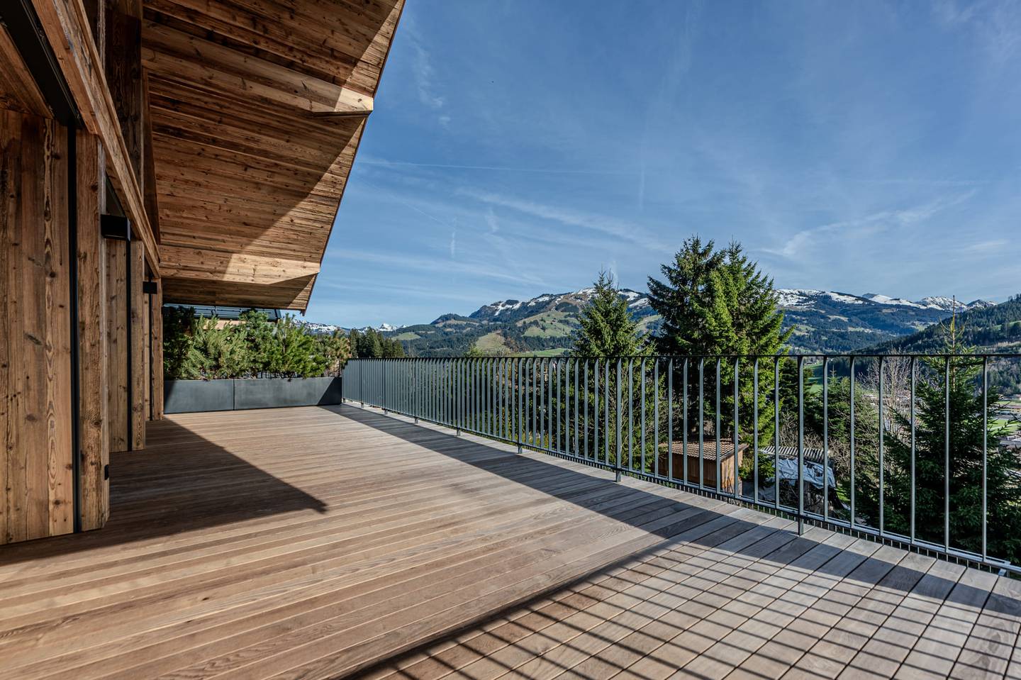 Dachgeschosswohnung mit Hahnenkammblick und Sauna