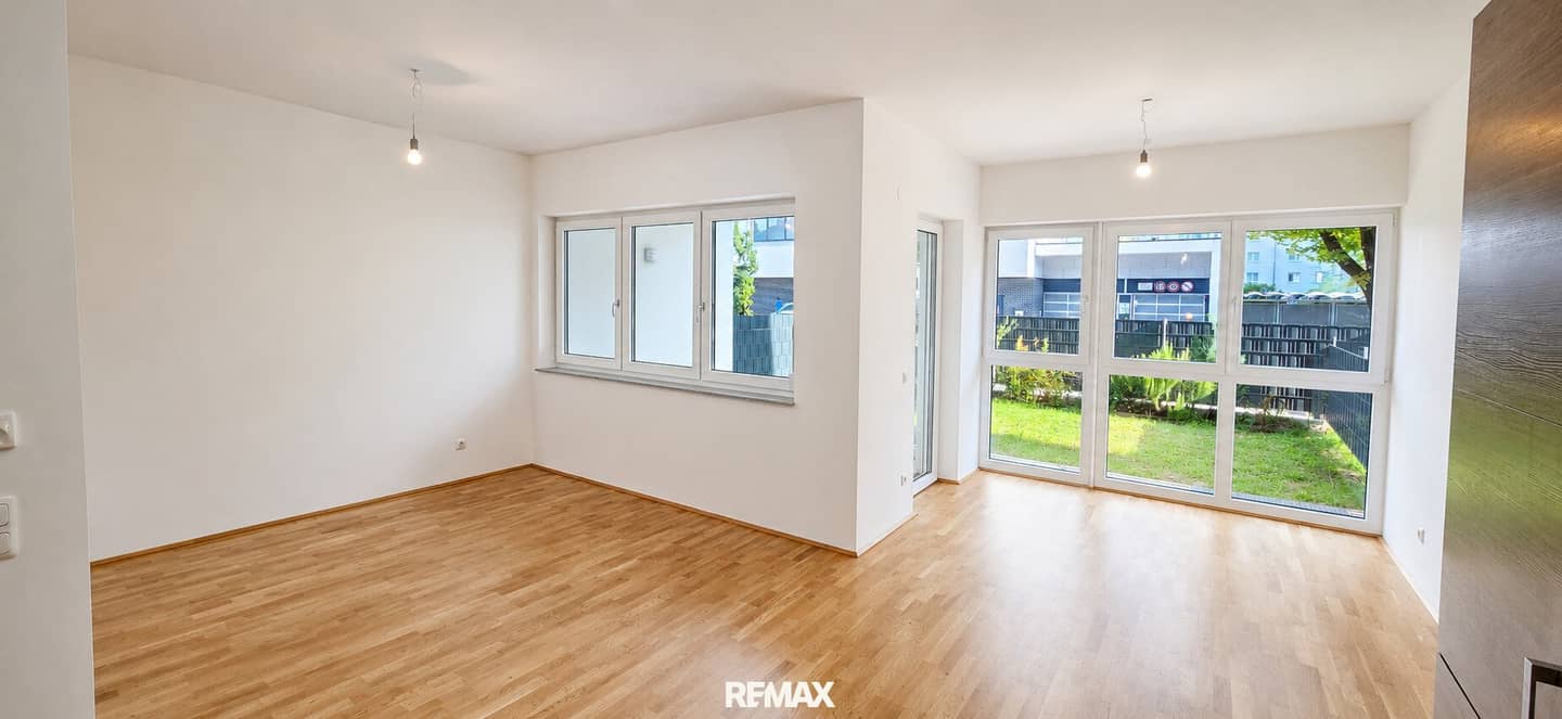 Modern 3-room garden apartment with terrace, garage &amp; underfloor heating in Linz 4030