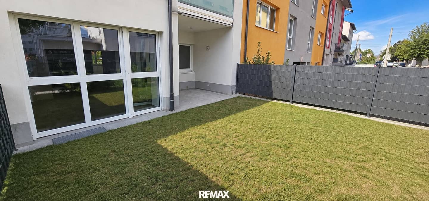 Modern 3-room garden apartment with terrace, garage &amp; underfloor heating in Linz 4030