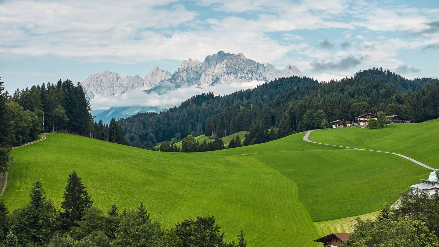 Holiday apartment with pool sauna and Wilder Kaiser view