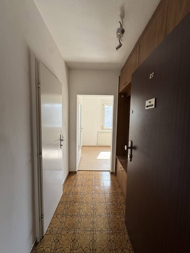 Singlehit! bright apartment in quiet location near U6 station Jägerstraße