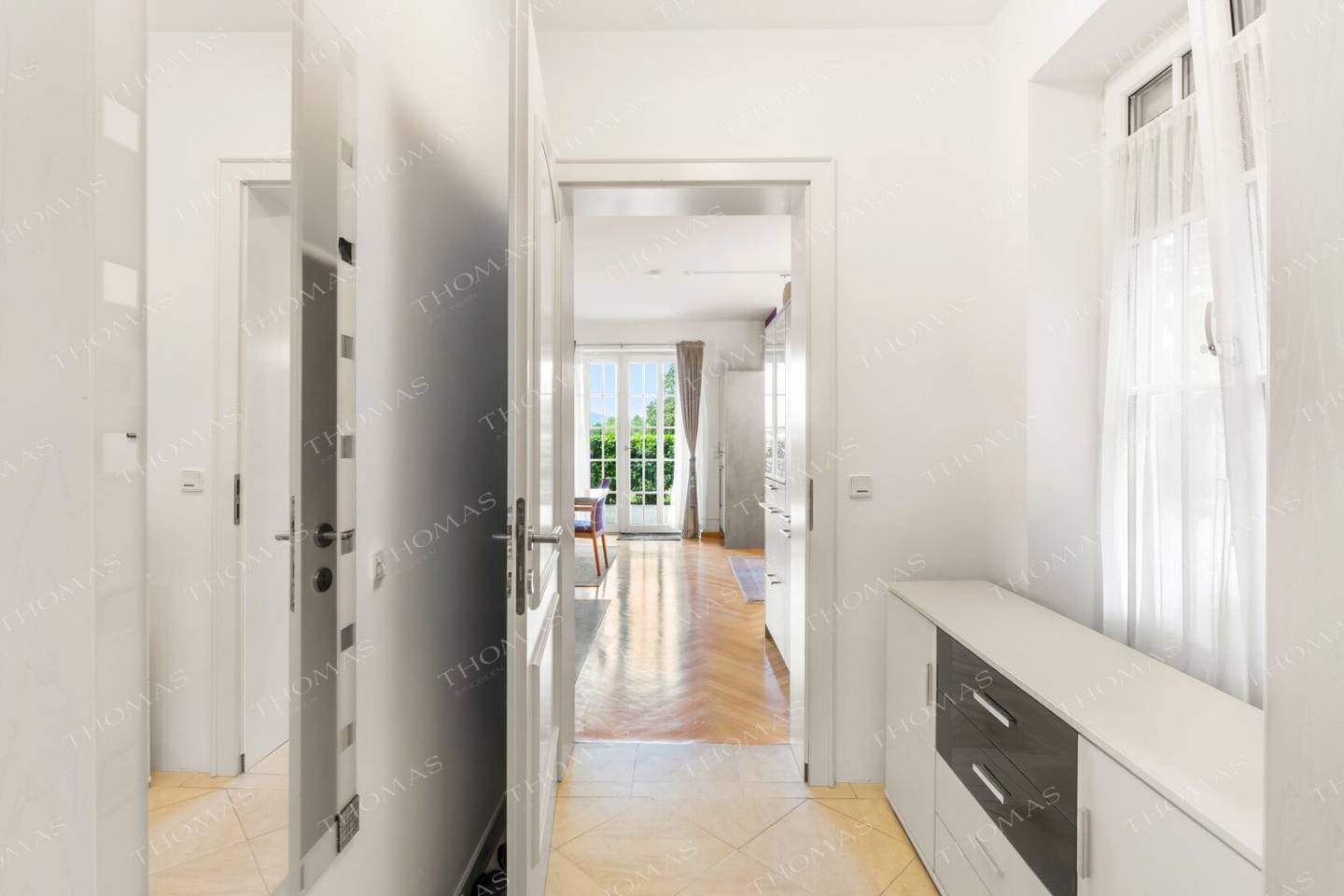 2-room garden apartment with direct lake access in FONTANA residential park