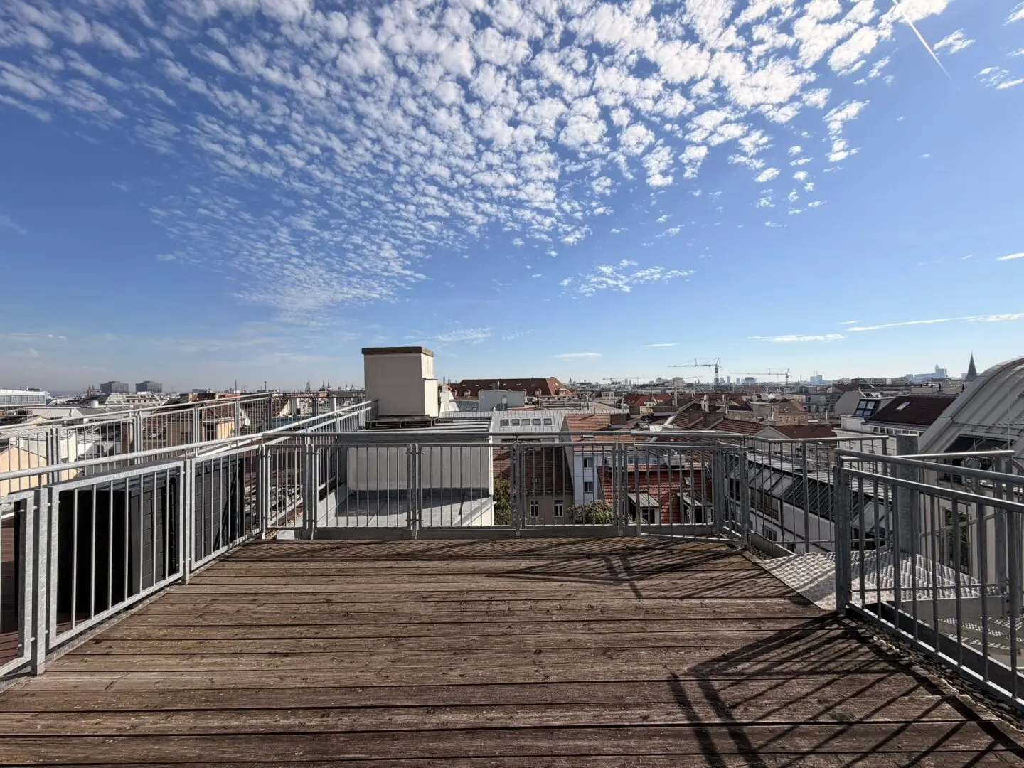 Attic Apartment Perfect for Two Sunny and Quiet Two Terraces Distant View