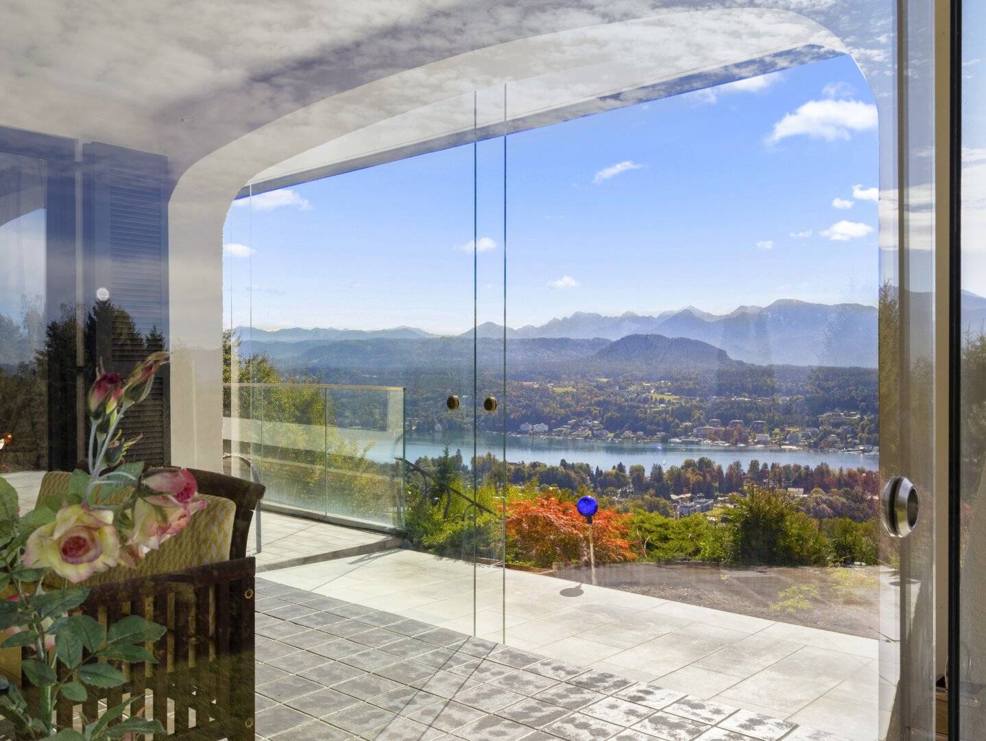 Einzigartige Seeblick-Liegenschaft in Velden am Wörthersee