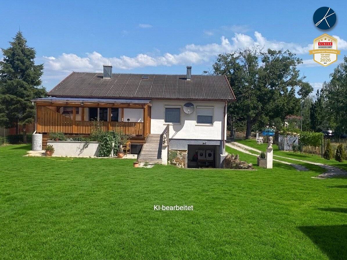 Move-in ready 4 room bungalow with large garden
