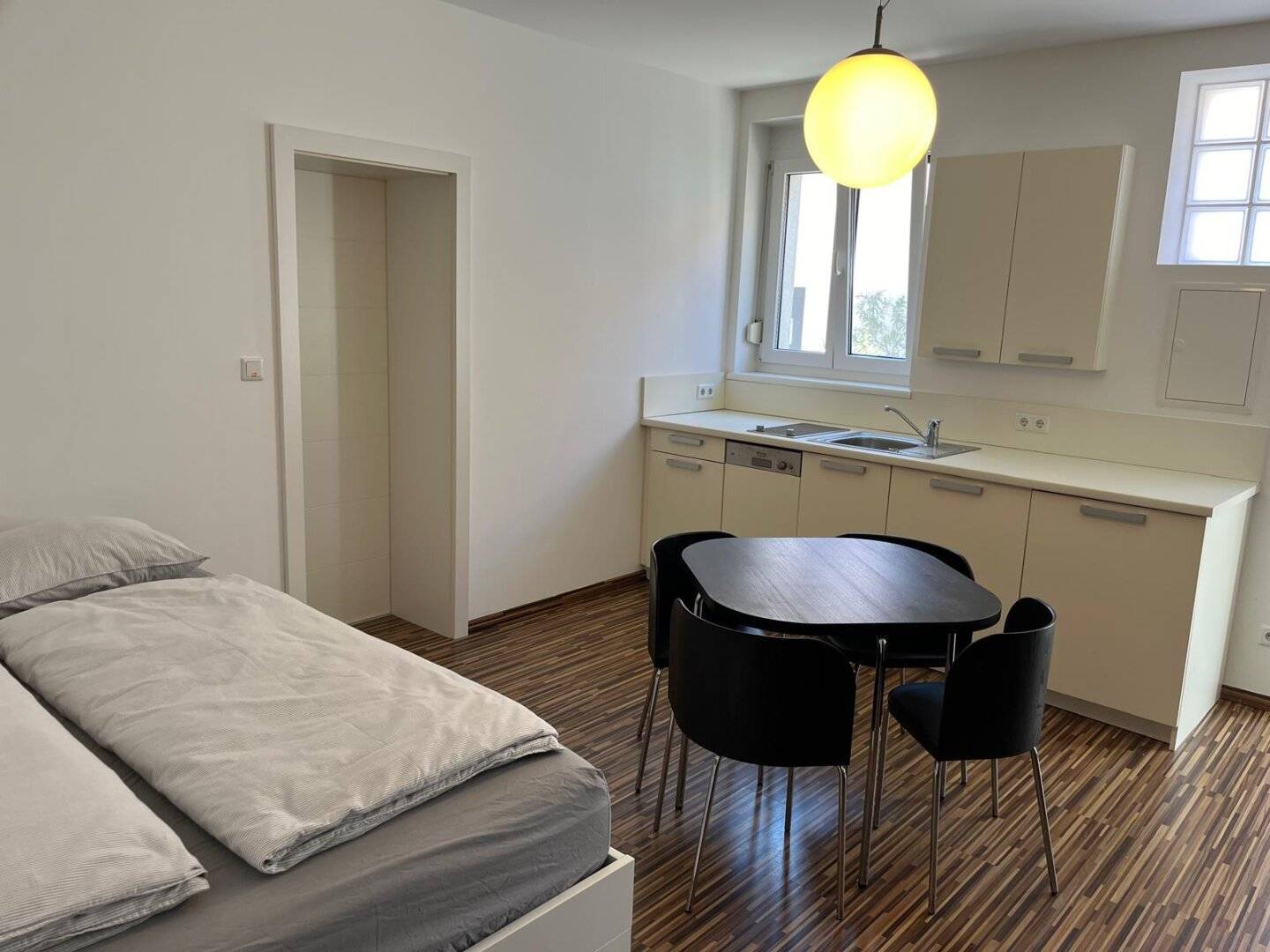 Charming holiday apartment with 30 m² in Weiden am See – for 1 year