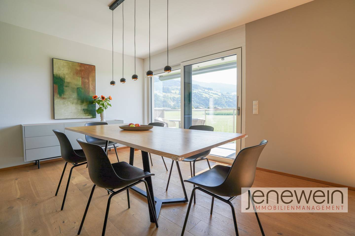 Hochwertige Wohnung mit sonnigem Südwestbalkon