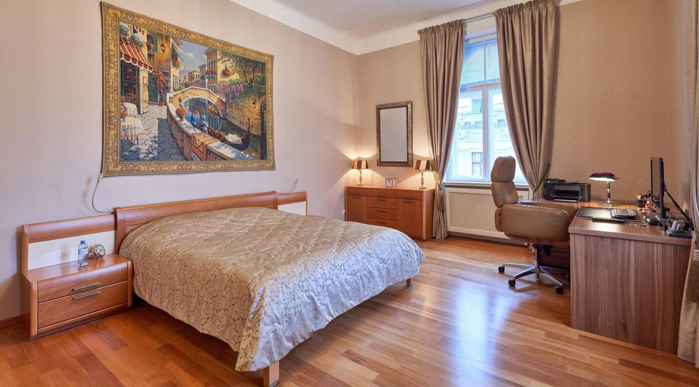 Exklusive, lichtdurchflutete Wohnung im Herzen des 1. Bezirks