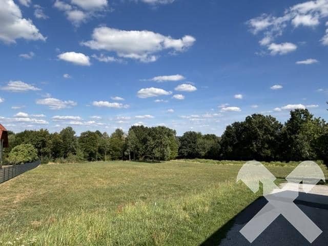 Approved subdivision and woodland investor apartment