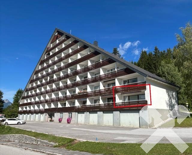 Frisch renovierte Ferienwohnung mit Balkon und Freiplatz