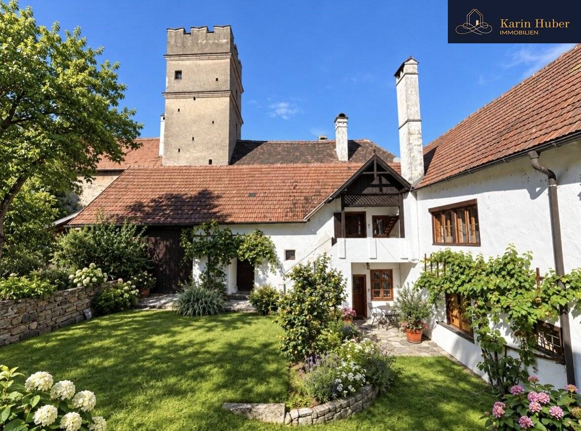 Historic Shipmaster's House in the Wachau - A Cultural Gem with History