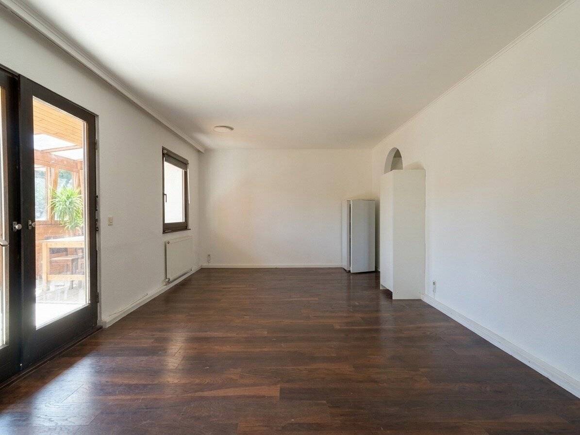 Gartensiedlung Neugebäude - Move-in ready house with garden - Extension possible