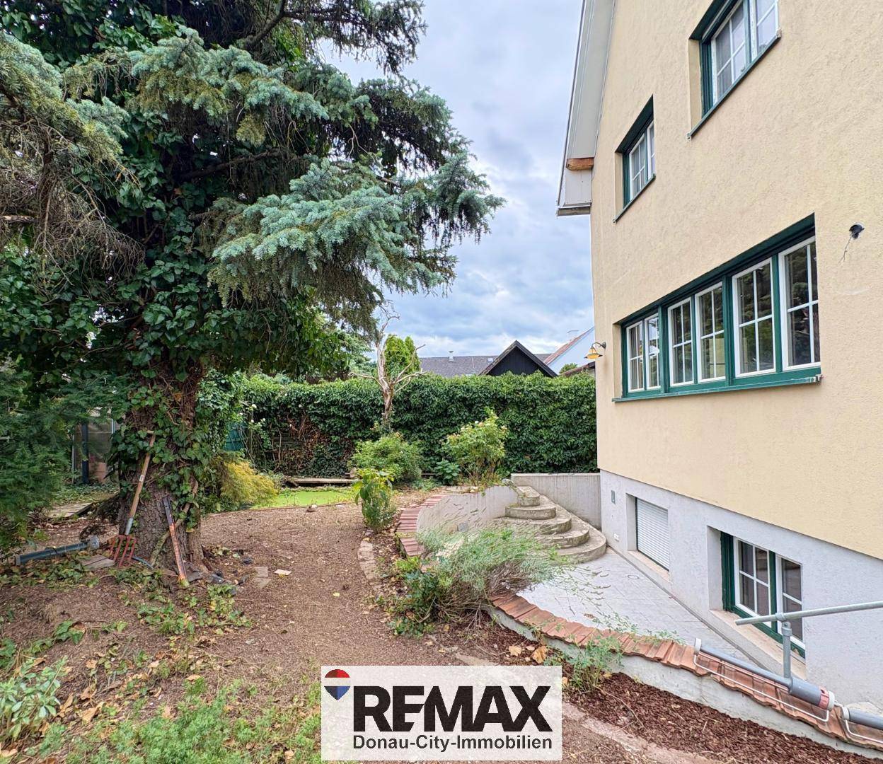 Sanierungsprojekt mit Garten und Neubaumöglichkeit Wohnung