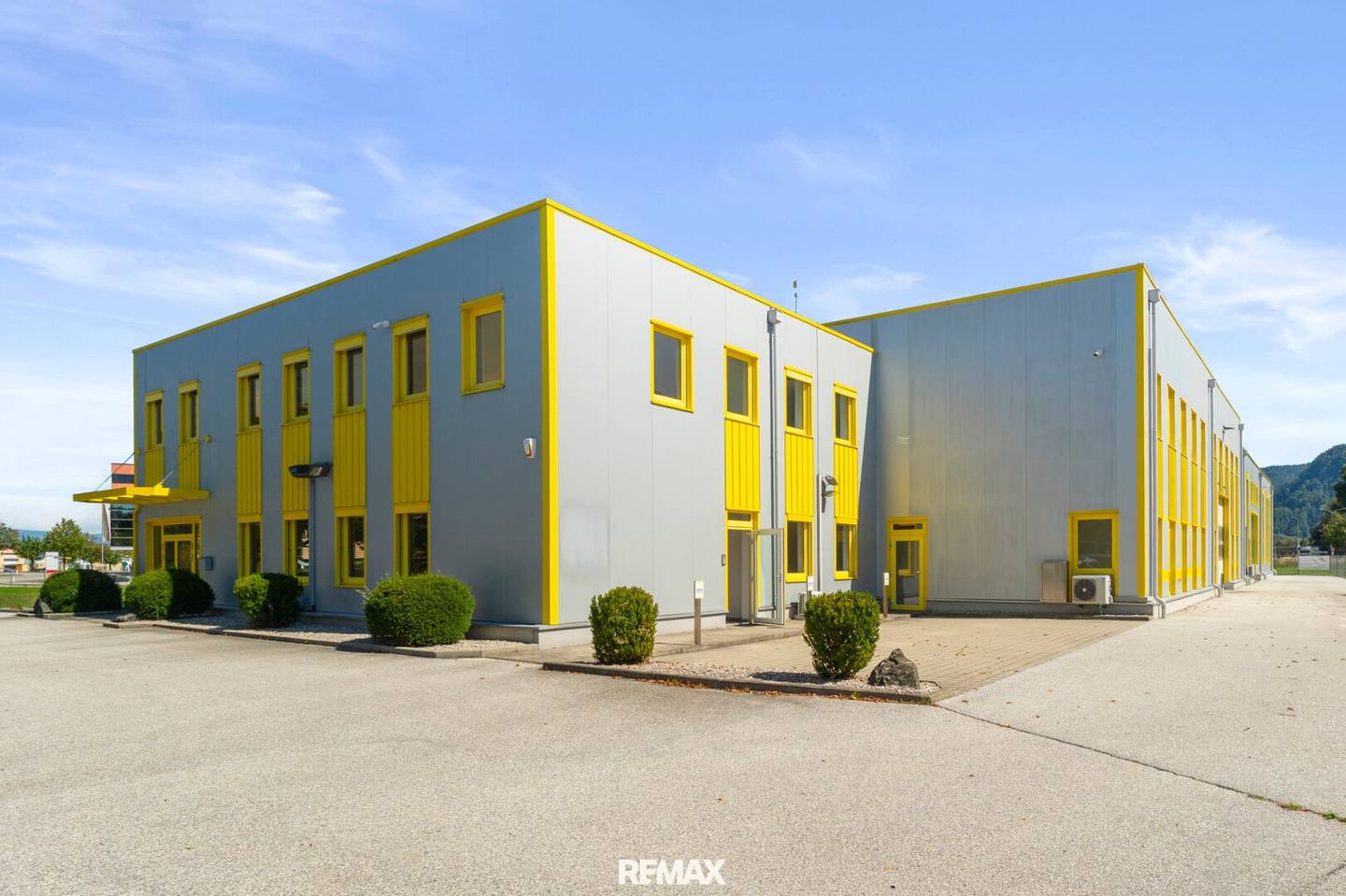 Office, Production and Logistics at One Location – Well maintained commercial property in Klagenfurt
