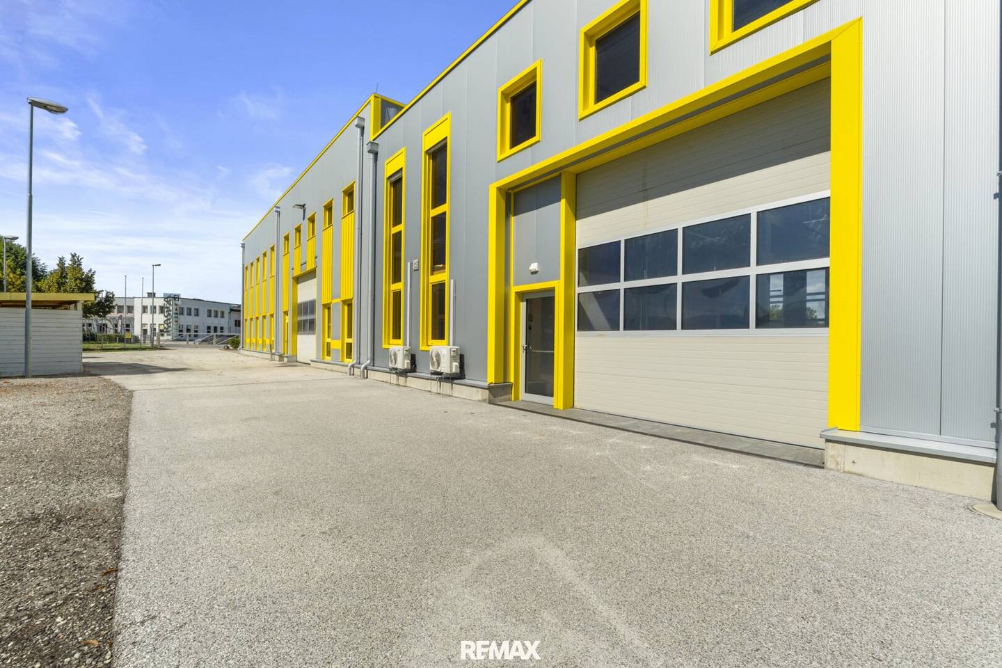 Office, Production and Logistics at One Location – Well maintained commercial property in Klagenfurt