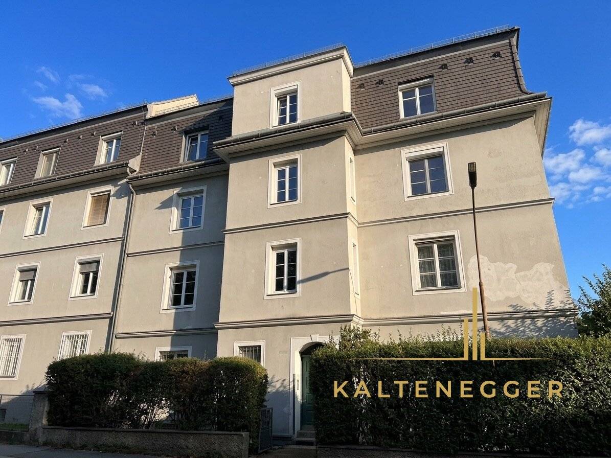Unbefristet: 2 Zimmer Altbauwohnung saniert in der Herbeckstrasse
