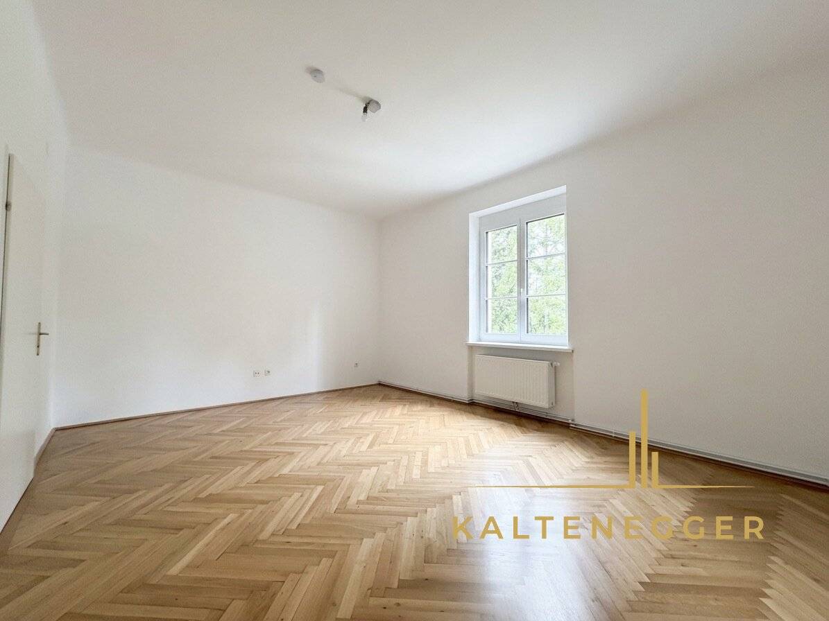Unbefristet: 2 Zimmer Altbauwohnung saniert in der Herbeckstrasse