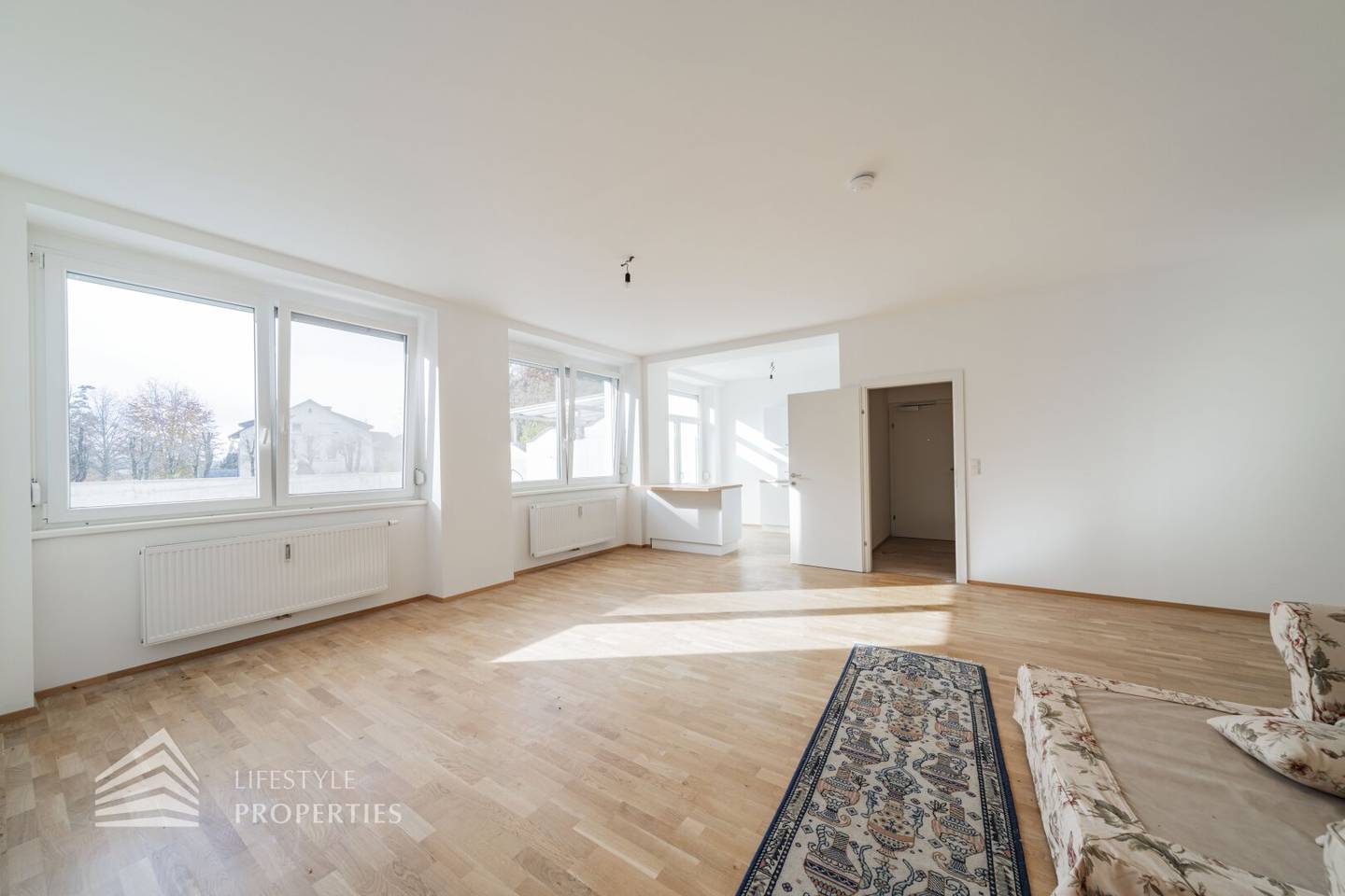 Sensational 3-room Apartment with Balcony