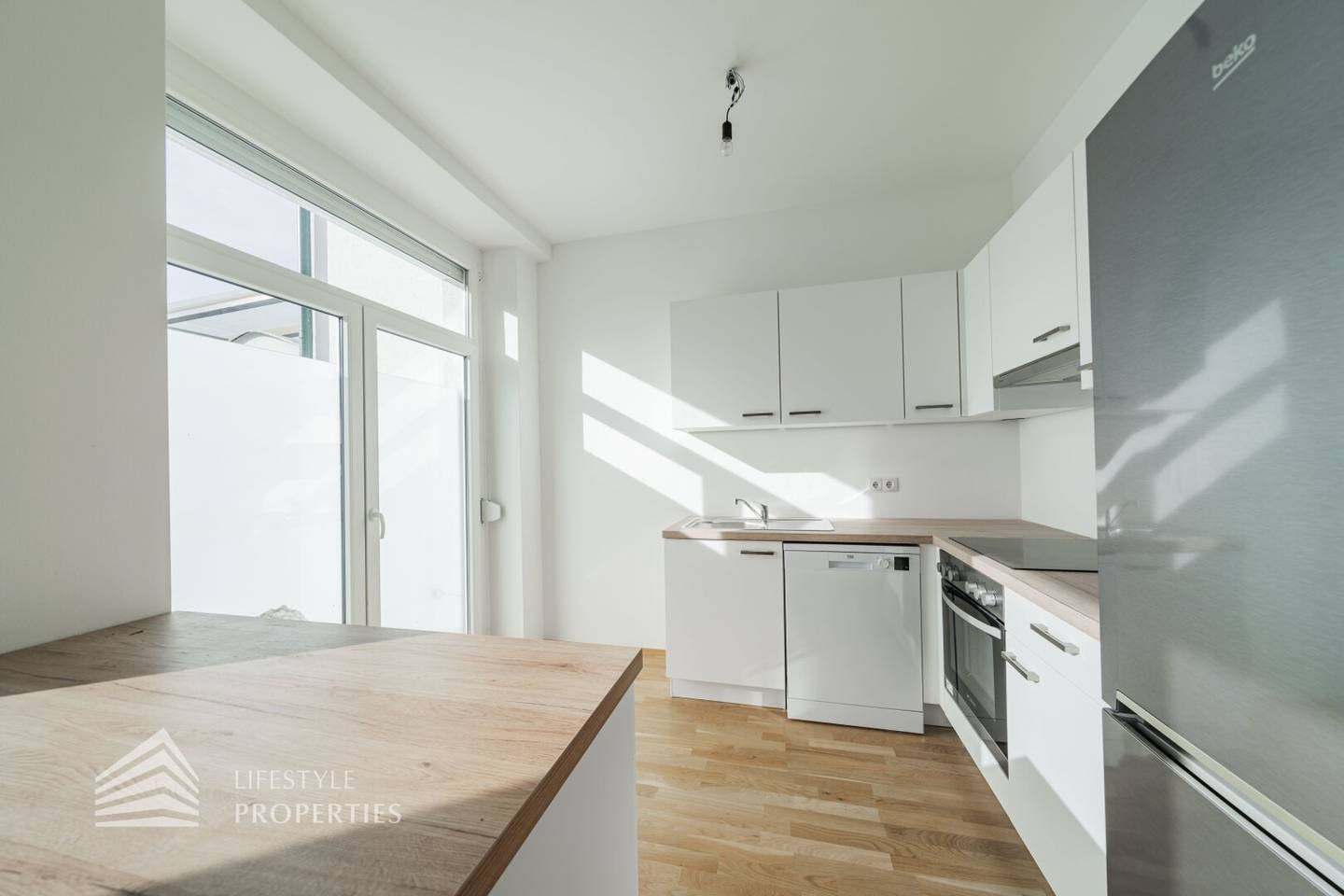 Sensational 3-room Apartment with Balcony