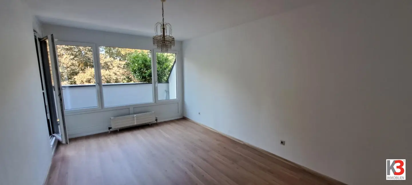 K3 - Salzburg/Morzg - Well maintained investment apartment with loggia and balcony - securely rented until September 2028