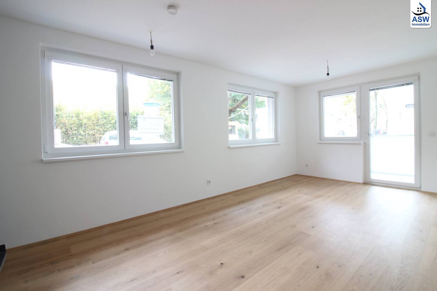 Exquisite 2-room apartment with loggia