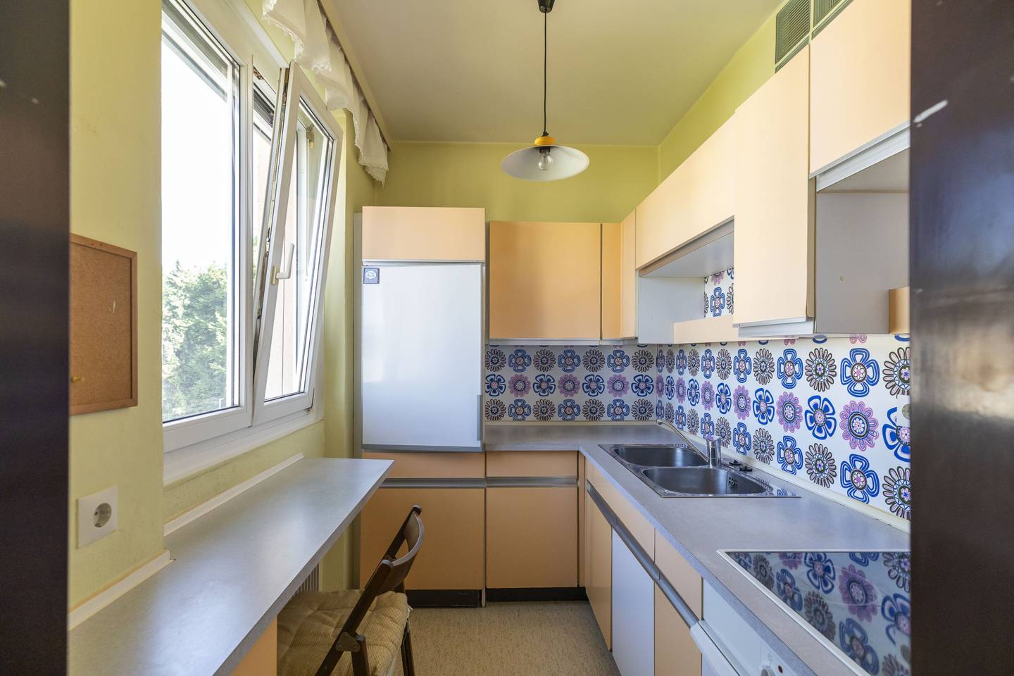 Zentrale sofort verfügbare Wohnung nahe Bahnhof