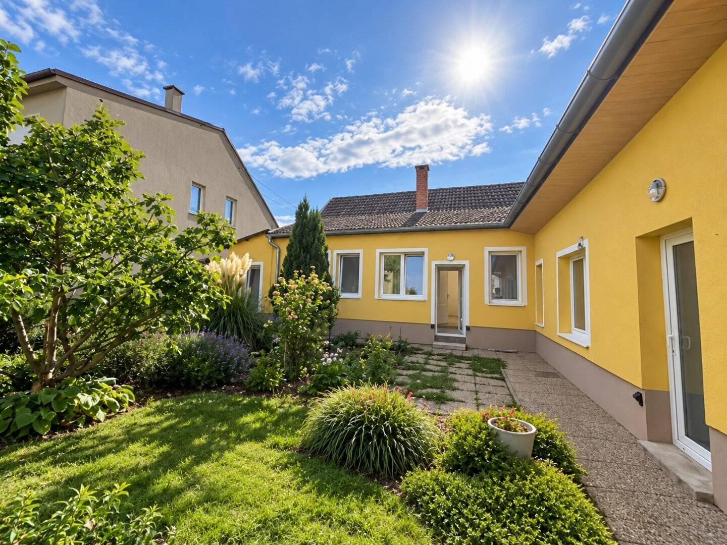 Wallern, Farmhouse in the heart of the Seewinkel, charming home with private garden and versatile possibilities