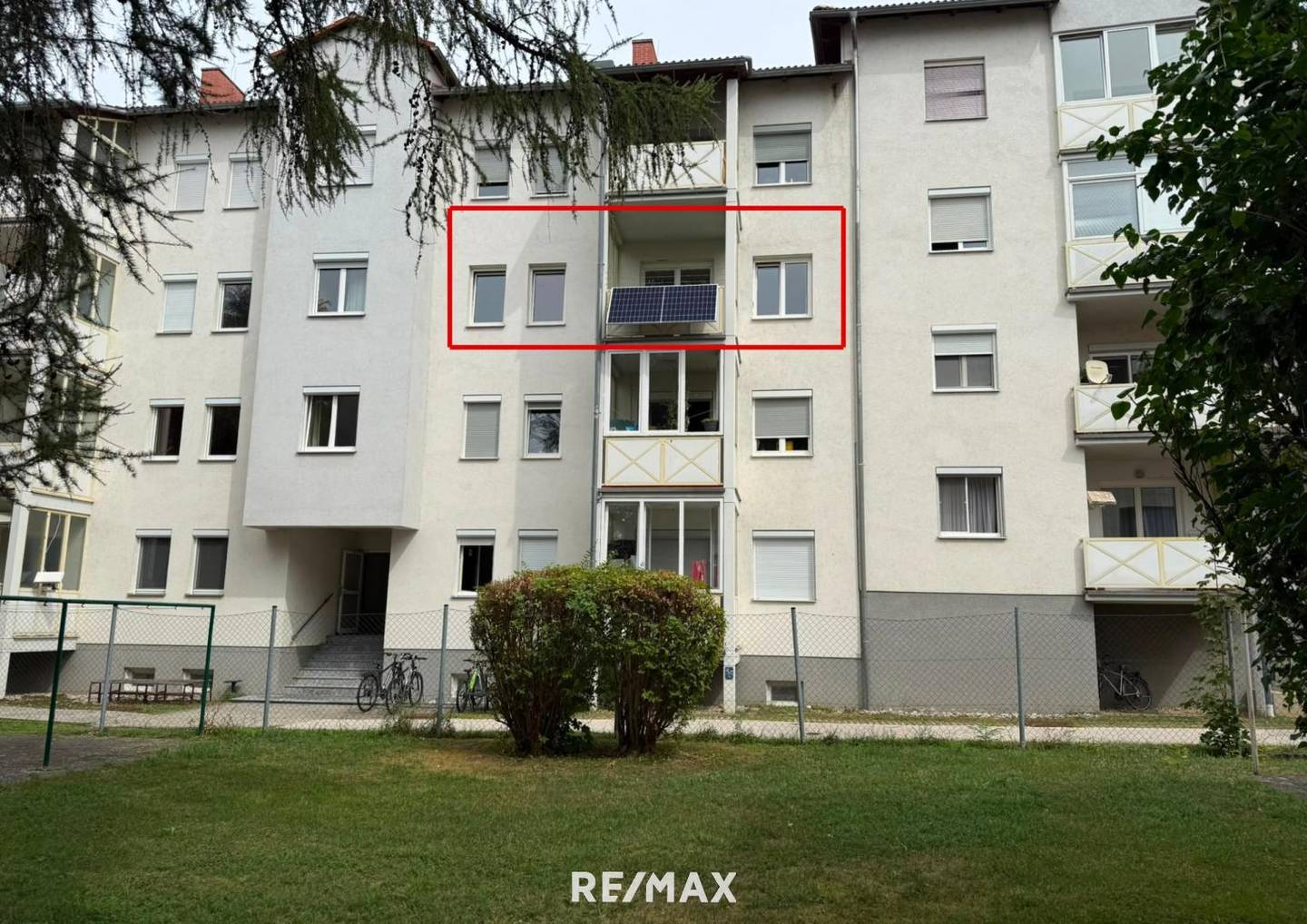 Ruhig gelegene Wohnung mit Loggia und Stellplatz