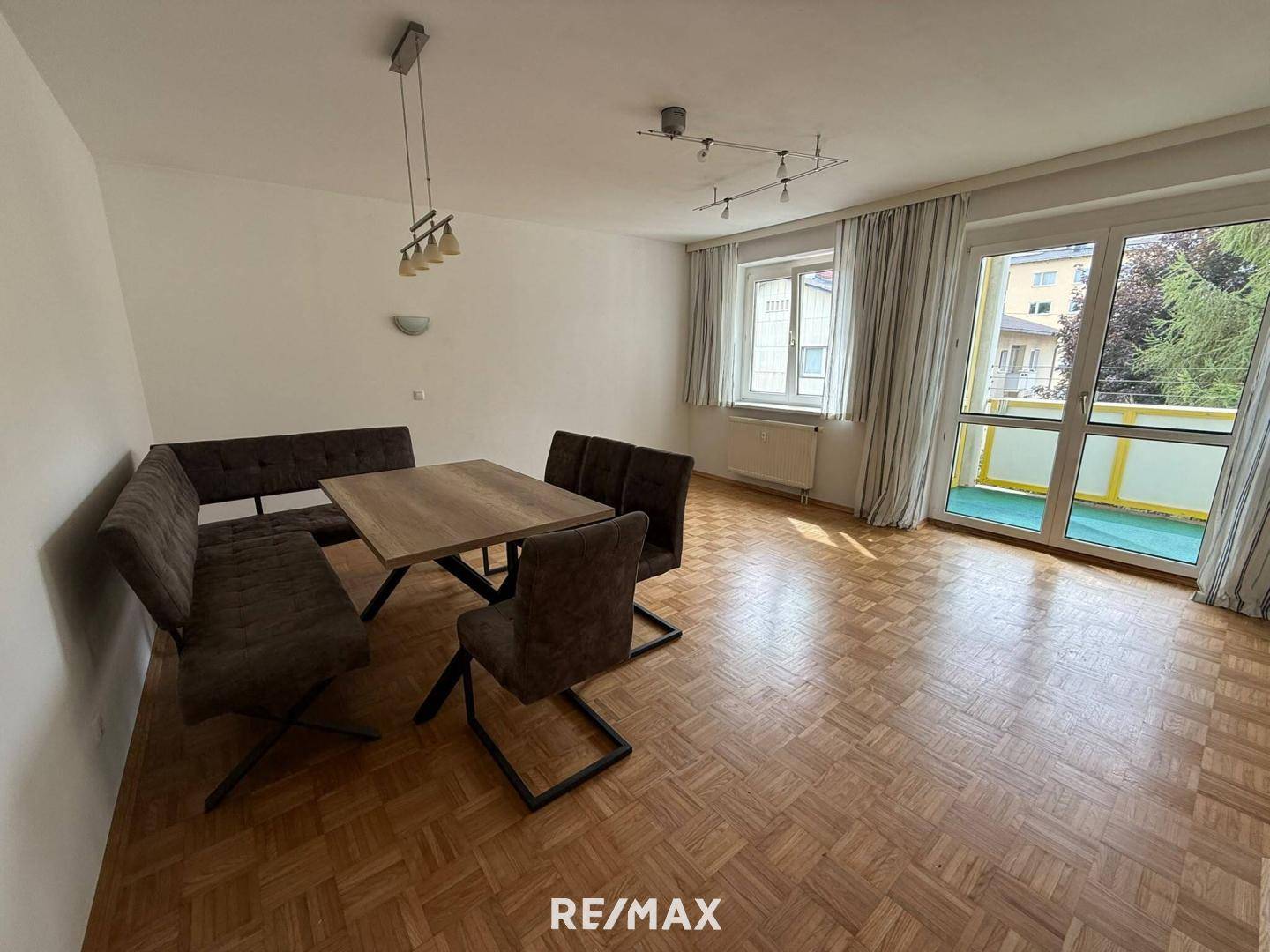 Ruhig gelegene Wohnung mit Loggia und Stellplatz