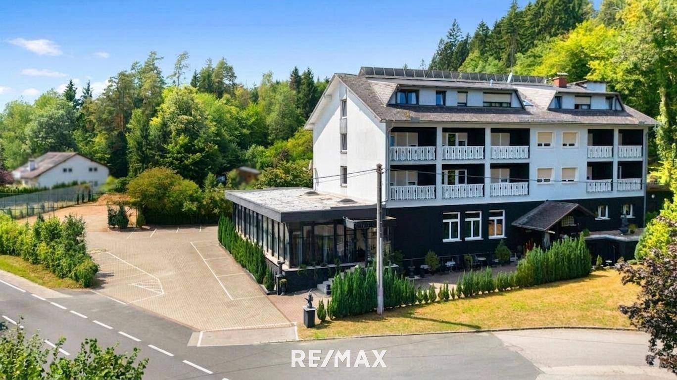 Wörthersee proximity and generous wellness Ferienwohnung