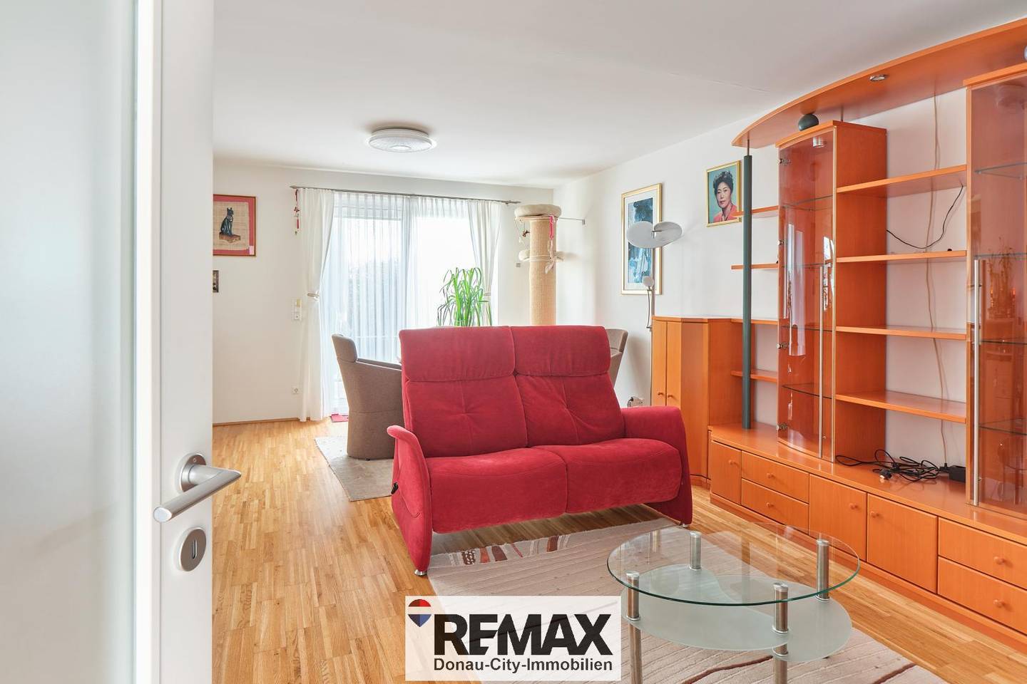 Familienwohnung mit Garten Dachterrasse und Fernblick