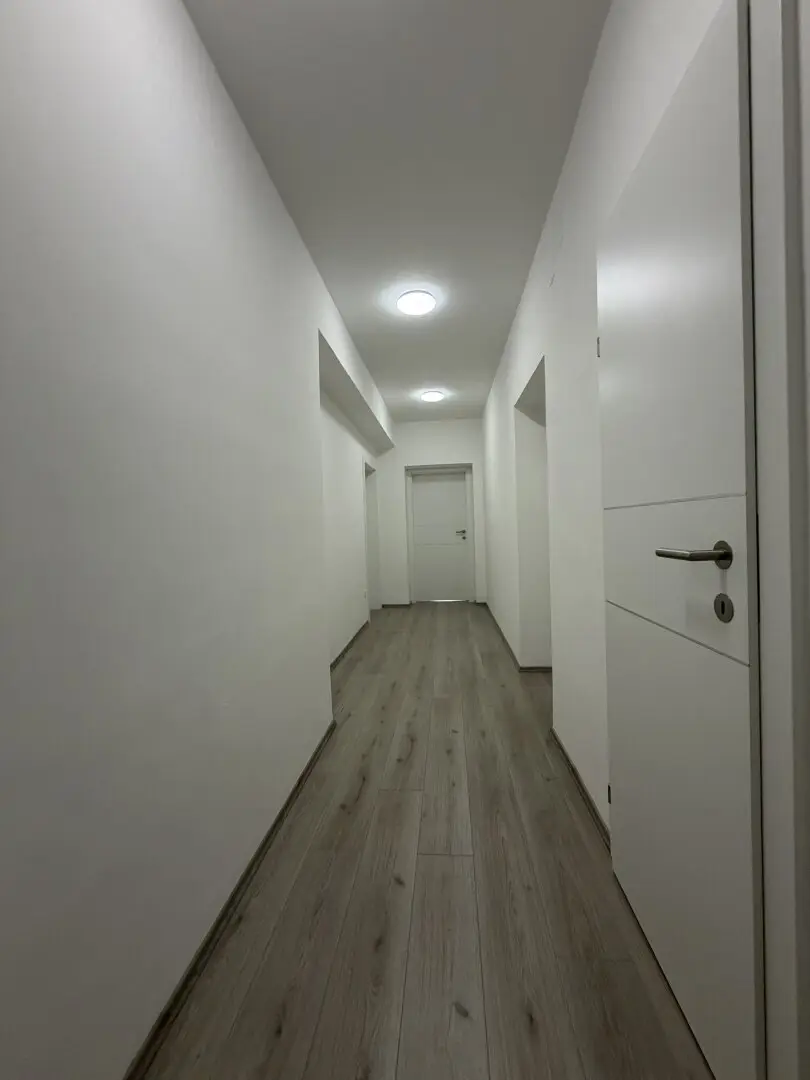 Top renovierte 3-Zi-Wohnung im Zentrum von Wiener Neustadt, Krankenhausnähe!