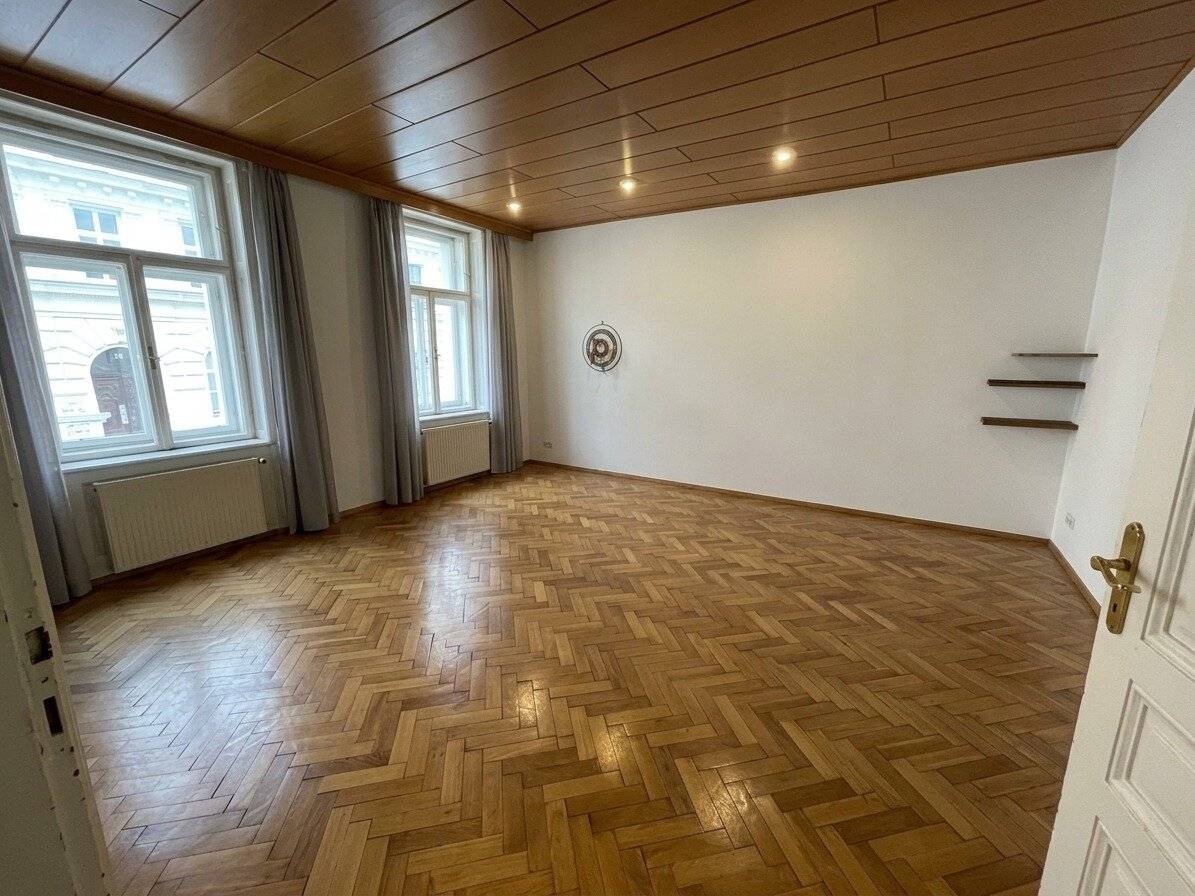2 ZI Altbau - direkt neben dem Augarten