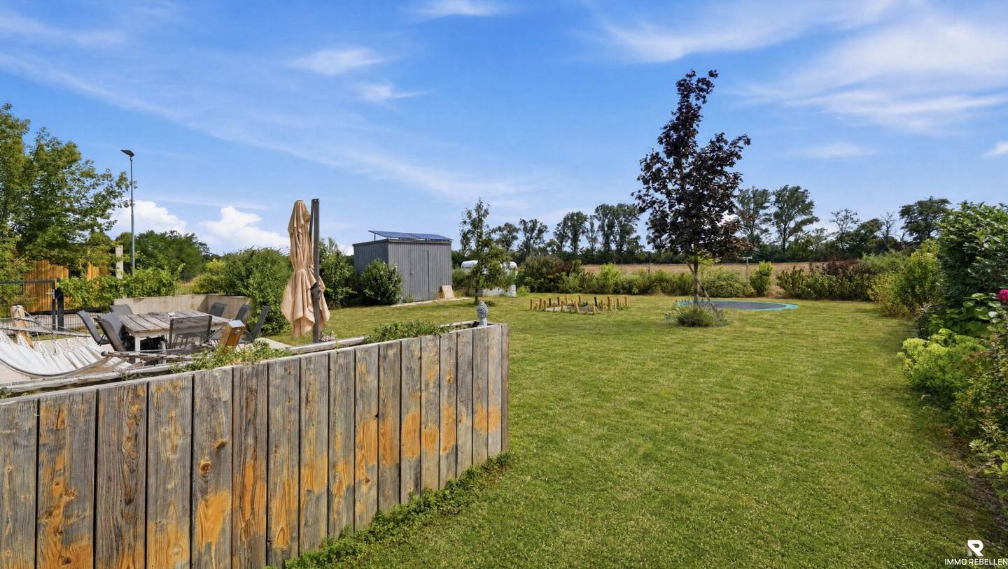 Modern single-family house with private lake access and PV preparation